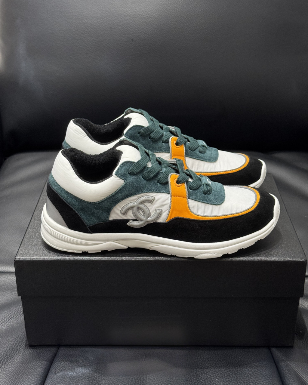 CC Reflective Runner - Green, Orange & Black