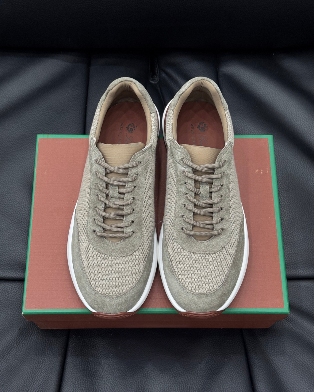 Weekend Walk Taupe/Sand