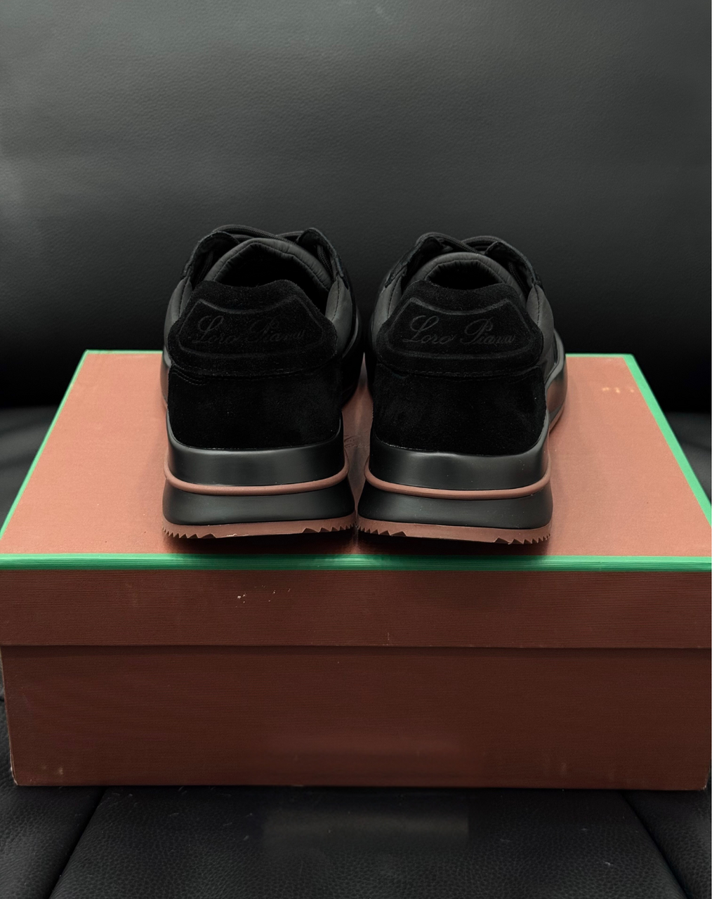 Weekend Walk Full Black