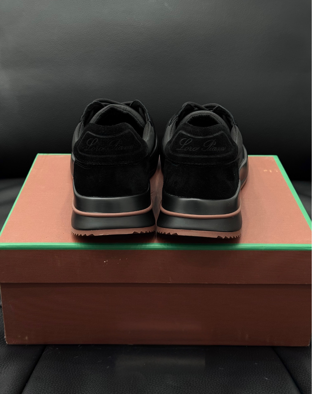 Weekend Walk Full Black