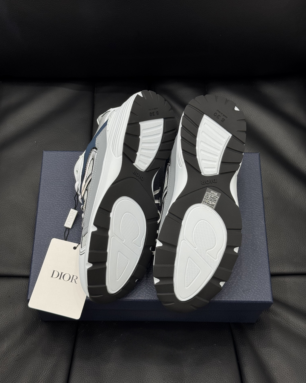 B30 Countdown Low Sneakers – Light Blue, Blue and Gray