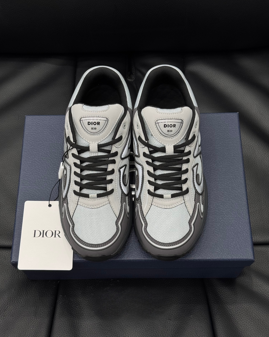 B30 Technical Trainer – Grey Anthracite