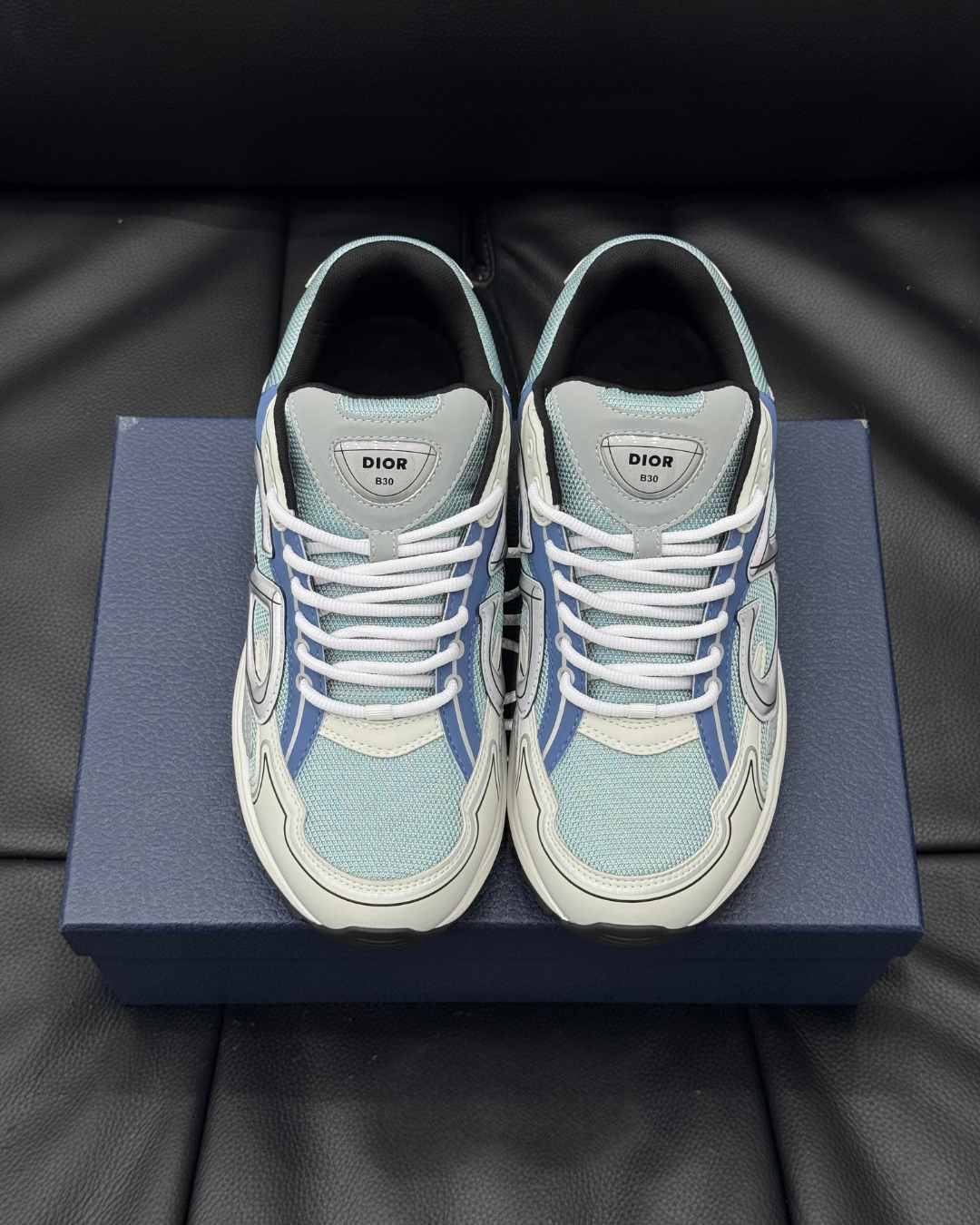 B30 Countdown Low Sneakers – Light Blue, Blue, Gray and White